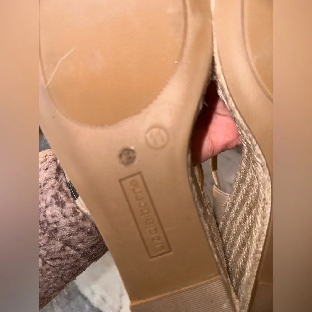 Liz Claiborne Size 11 Women's Cream Espadrille Wedge Sandals with Ankle Strap